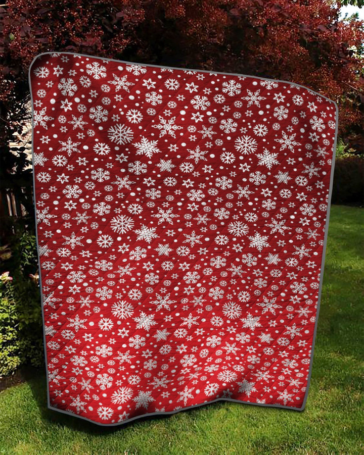 Snowflake Pattern Red Background Quilt Cibyi
