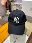 New York Yankees Logo Adjustable Baseball Cap In Black White