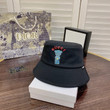 Gucci Logo Bear Print Bucket Hat In Black