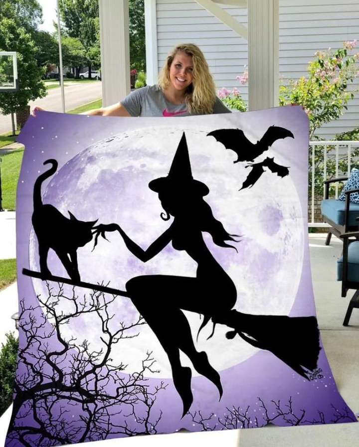 Witch Violet Moon Halloween Gift Fleece Blanket - Quilt Blanket