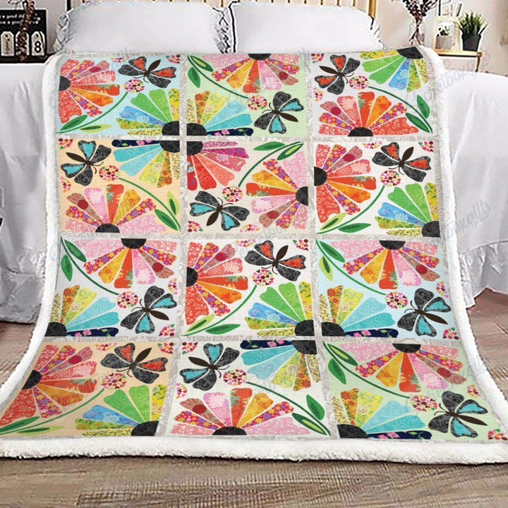 Butterfly And Flower Fleece Blanket