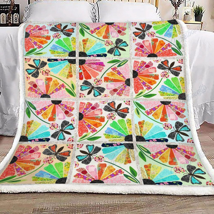 Butterfly Flower Colors Fleece Blanket