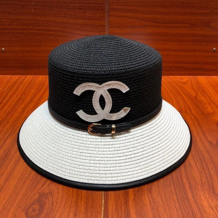 Chanel White Leather Interlocking C With Black Belt Band Bucket Hat