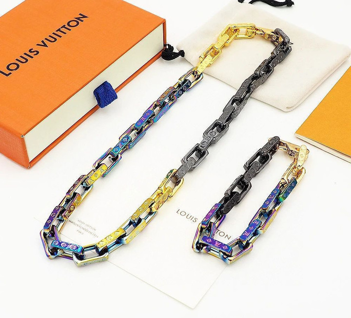 Louis Vuitton Monogram Chain Bracelet Hardened Color Necklace Necklace & Bracelet Set