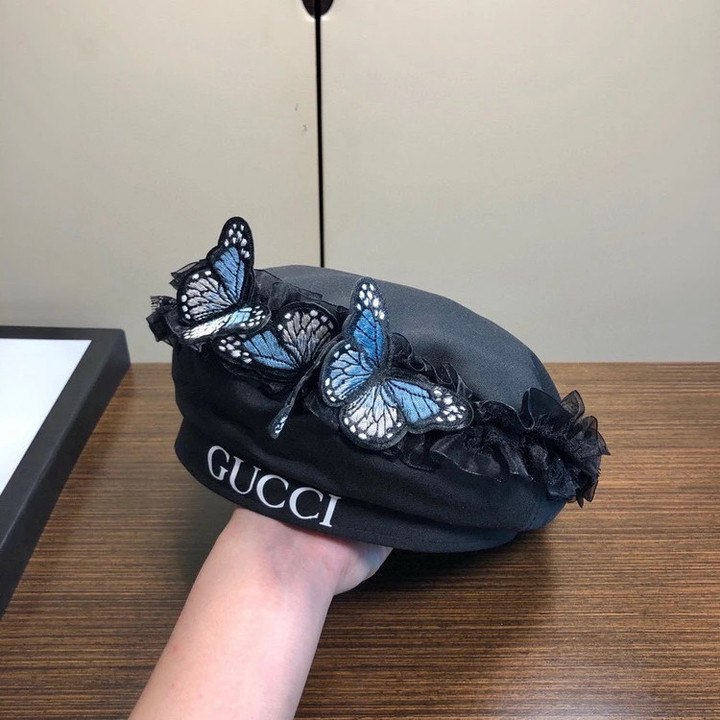 Gucci Embroidered Logo Black Cap With Butterly