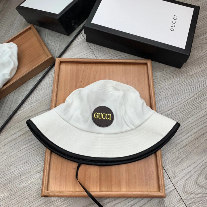 Gucci Off The Grid Bucket Hat In White
