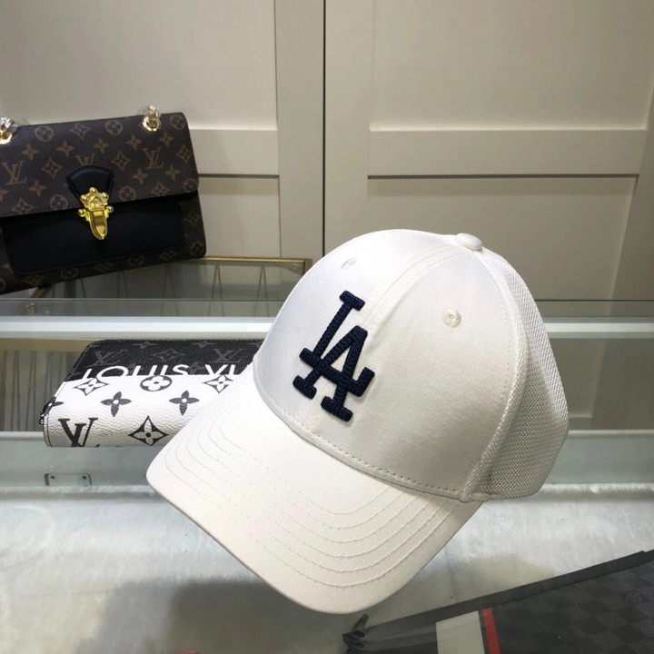 Los Angeles Dodgers Logo Embroidered At Centre Front Baseball Cap In White
