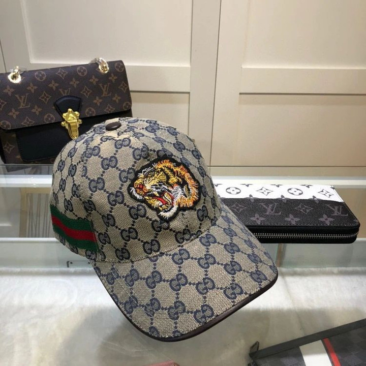 Gucci Net Web With Tiger Roaring Embroidered Baseball Cap In Blue Grey