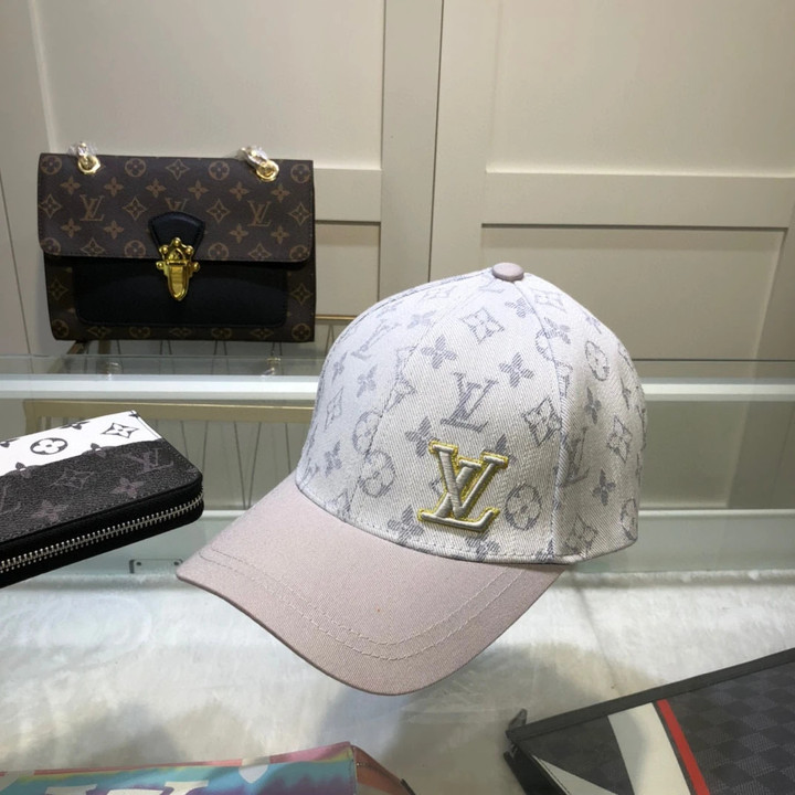 Louis Vuitton Logo Embroidered At Front Left Panel Baseball Cap In White