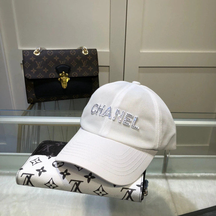 Chanel Chanel Embroidered Mesh Panel Baseball Cap In White