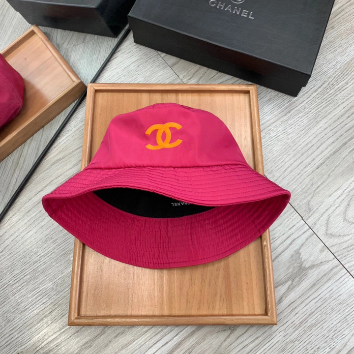 Chanel Logo Emdroidered Bucket Hat In Pink And Yellow