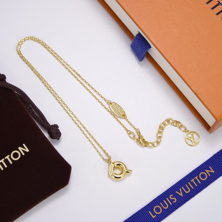 Louis Vuitton Letter Q Lv & Me Necklace