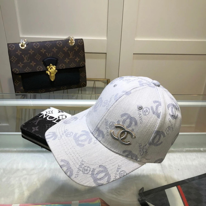 Chanel Embroidered Cc Logo Baseball Cap In White And Frey