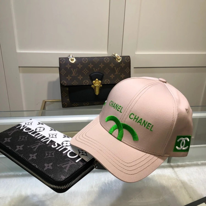 Chanel Half Of Cc Logo Embroidered Baseball Cap In Coral And Green