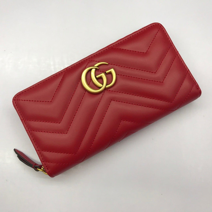 Gucci GG Marmont Zip Around Wallet In Red