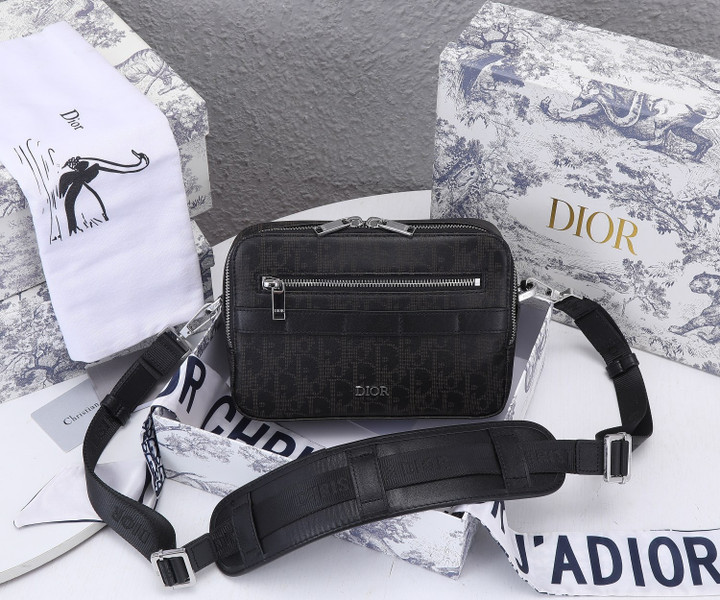 Black Dior Oblique Galaxy Leather Safari Messenger Bag