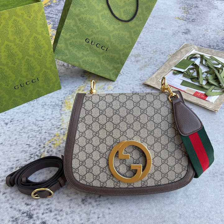 Gucci Beige And Ebony GG Supreme Canvas Gucci Blondie Medium Shoulder Bag