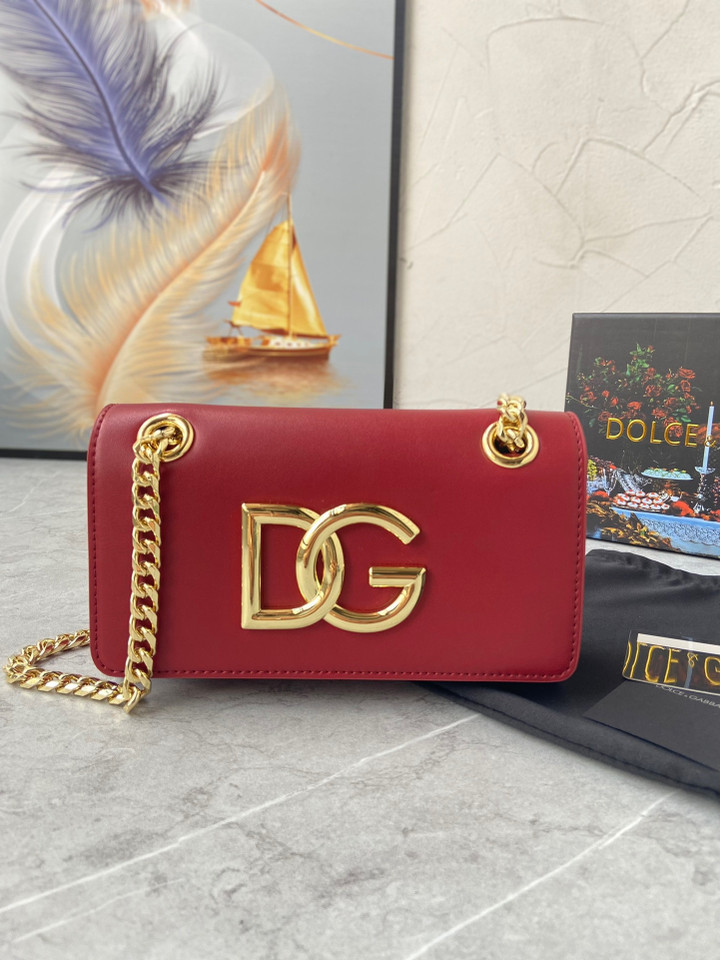 Dolce & Gabbana Polished Calfskin Phone Bag In Red