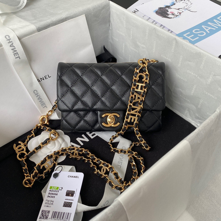Chanel Waist Grained Shiny Calfskin Bag In Black