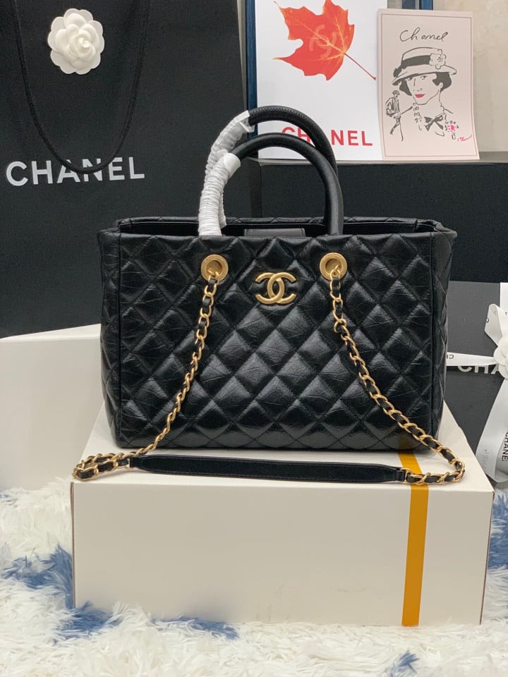Chanel Coco Handle Shopping Tote Bag Medium Diamond Pattern In Black