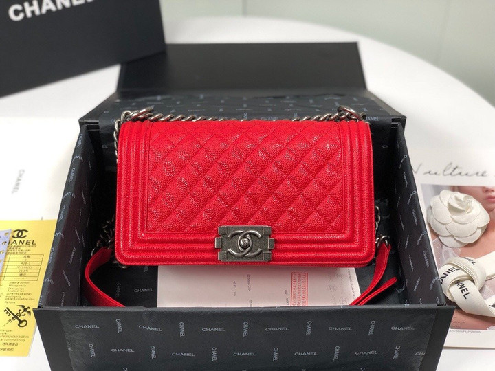 Chanel Boy Handbag Medium Grain Calfskin In Red