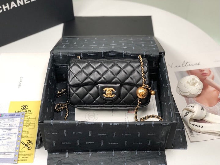 Chanel Pearl Crush Small Flap Bag Leather In Black