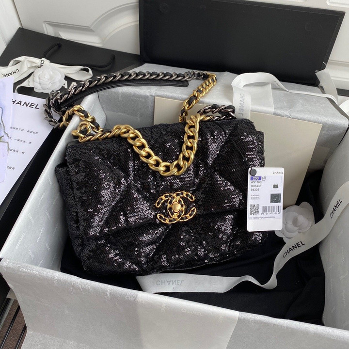 Chanel 19 Flap Bag Medium Lambskin With Sequins In Black