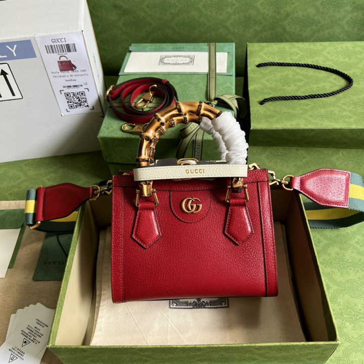 Gucci Diana Mini Tote Bag In Red