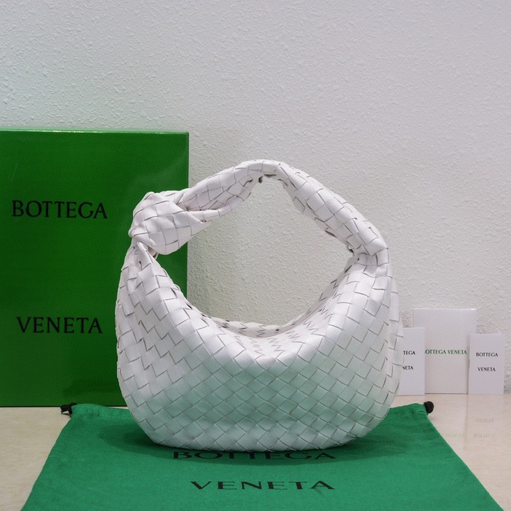 Bottega Veneta Teen Jodie Bag Classic Woven Leather In White