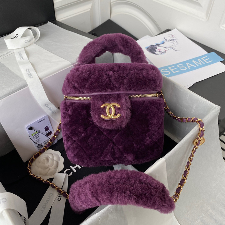 Chanel Small Vanity Case Shearling Leather In Purple