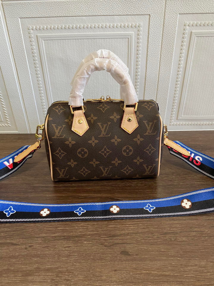 Louis Vuitton Speedy Bandoulière 20 Bag Monogram Brown Leather With Navy/Black Strap