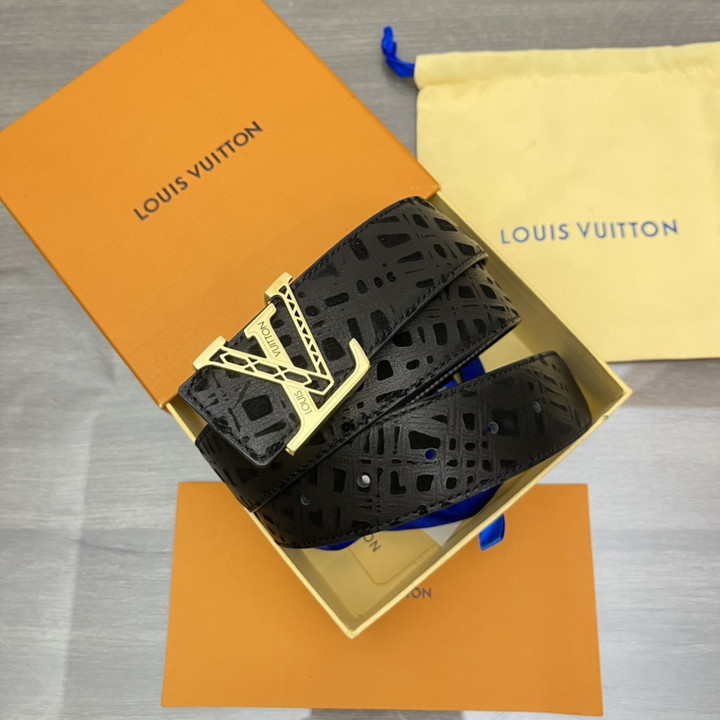 Loius Vuitton Gold LV Initiales 40mm Reversible Belt