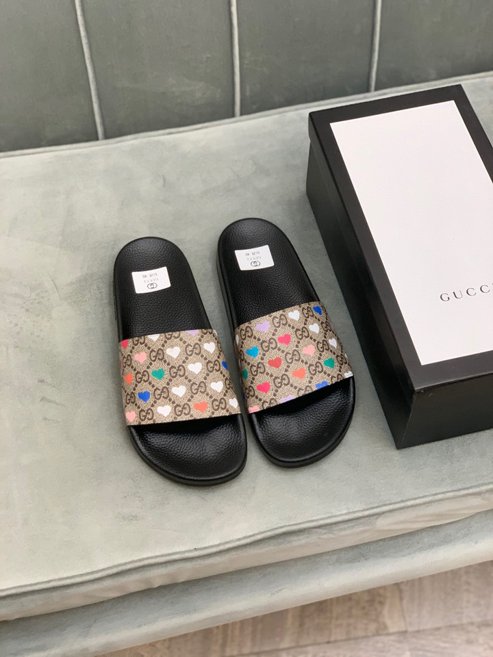 Gucci GG Supreme With Small Hearts Slide Sandal, Men