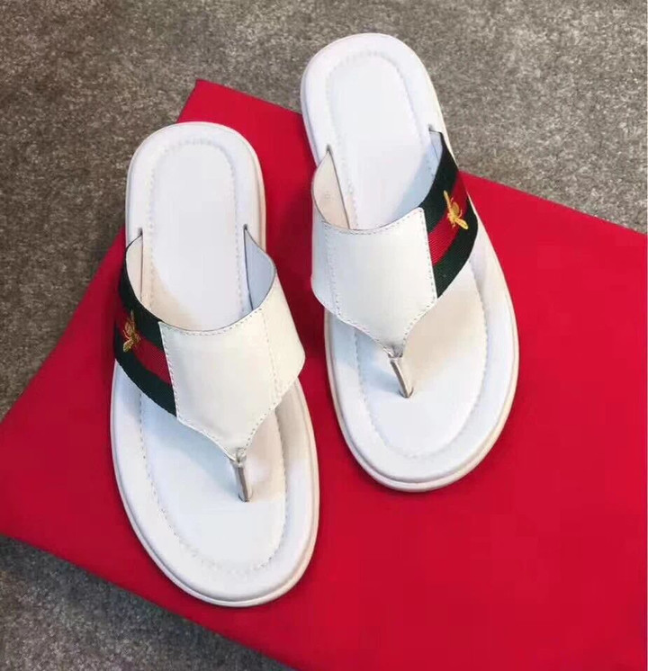 Gucci Signature Stripes With Bee Black Flip-flops
