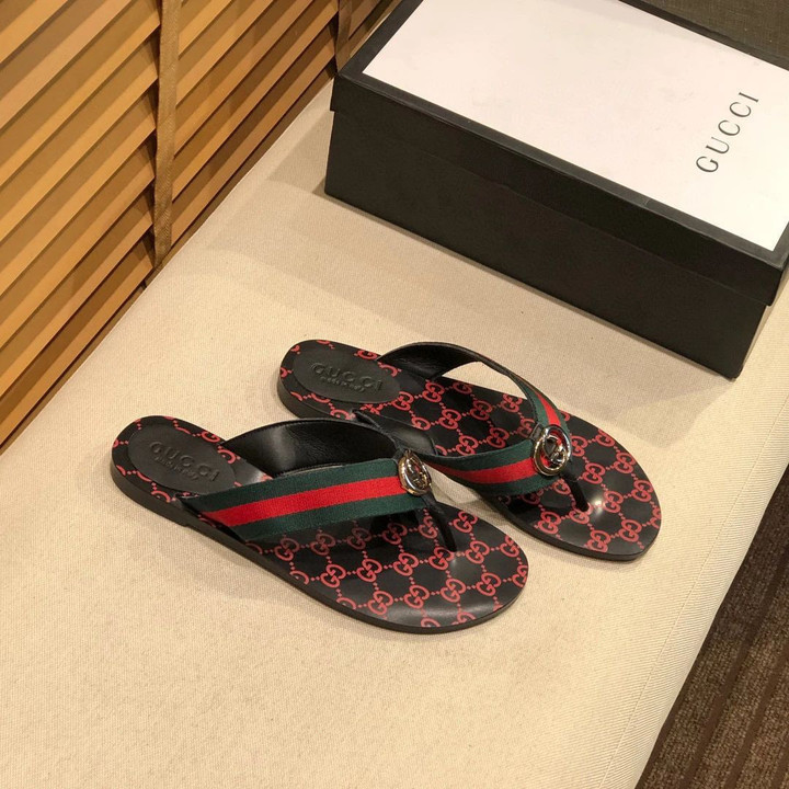 Gucci Gg Net Web Thong Sandal In Black And Red