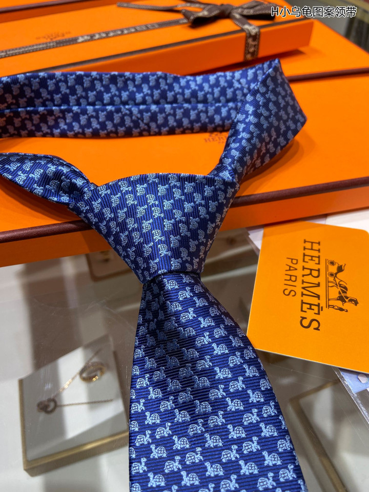 Hermes Turtle Pattern Silk Necktie Cravatta In Blue