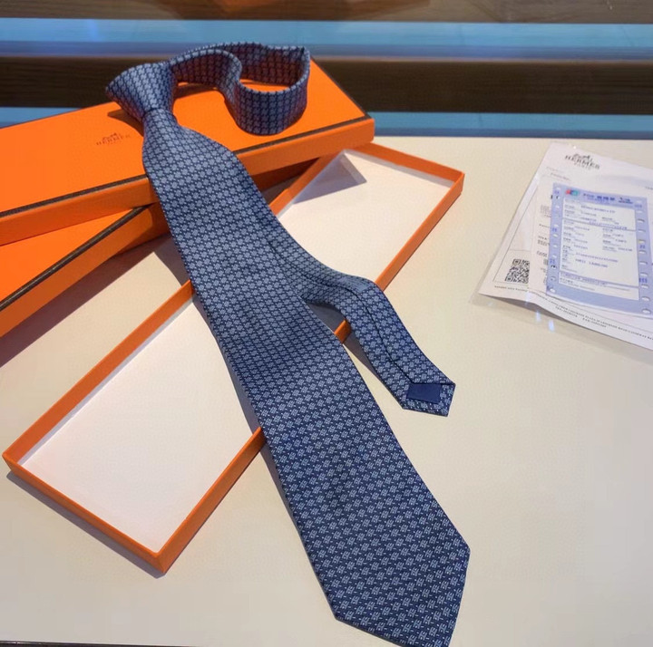 Hermes Knitted H Pattern Silk Necktie Cravatta In Blue