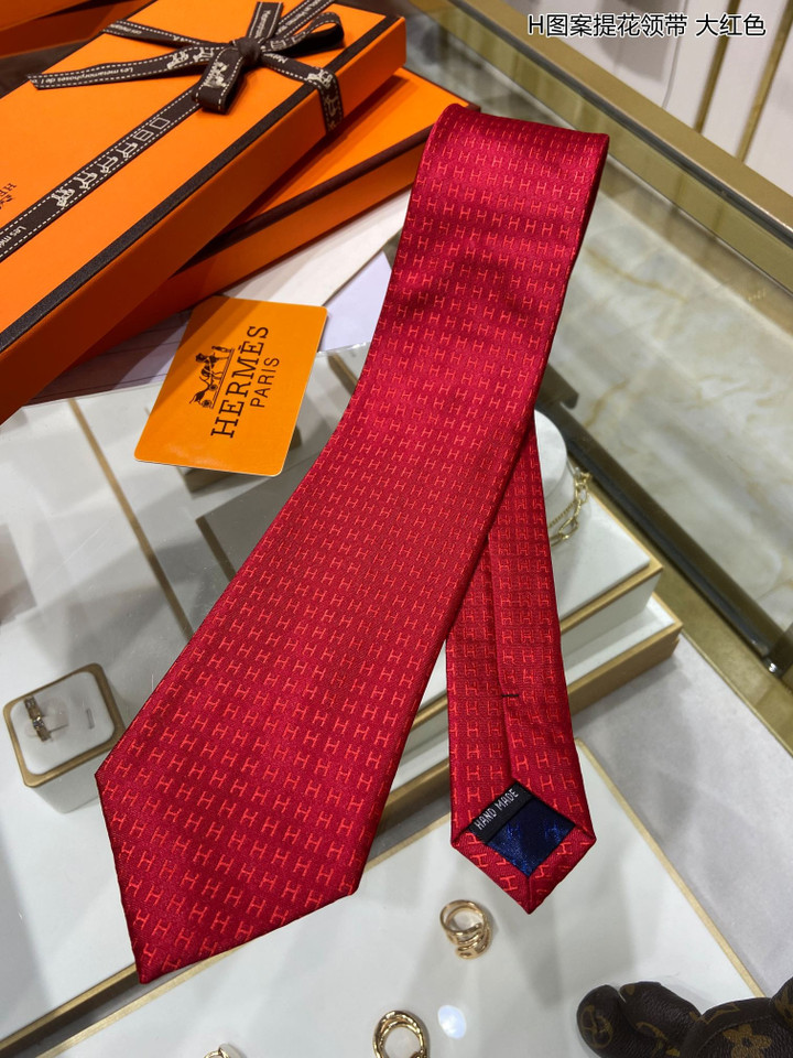 Hermes Bicolore Faconnee H Silk Necktie Cravatta In Red