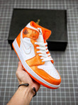 Nike Air Jordan 1 Mid Se 'Electro Orange' DM3531-800 

