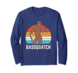 Bassquatsch Fishing Bigfoot Yeti Sasquatsch Retro Vintage Long Sleeve T-Shirt