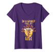 Womens In A World Full Of Grandmas Be A Gigi | Giraffe Grandma Gift V-Neck T-Shirt