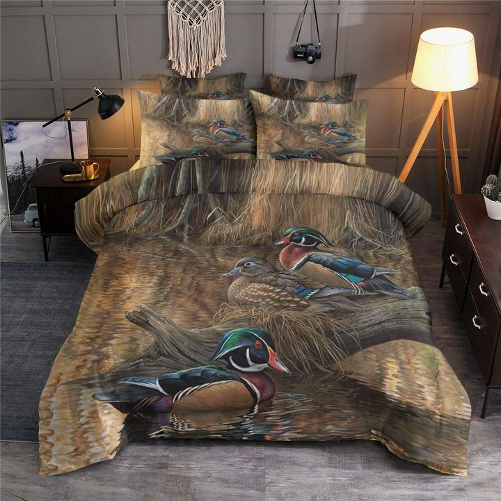 Wood Duck Playing By The Lake Bedding Set (Duvet Cover & Pillow Cases)