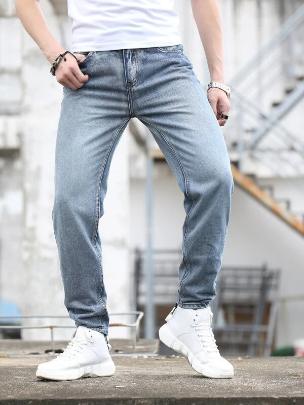 Men Flap Pockets Back Straight Leg Jeans