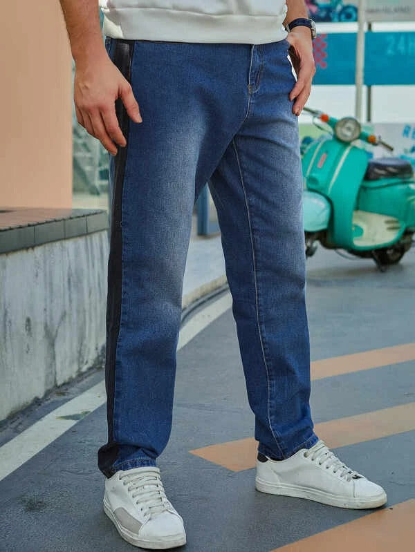 Men Side Seam Straight Leg Washed Jeans