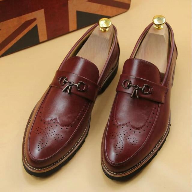 Men Formal Dress Shoes Tassel British Style Carved Leather Business Oxford Shoes