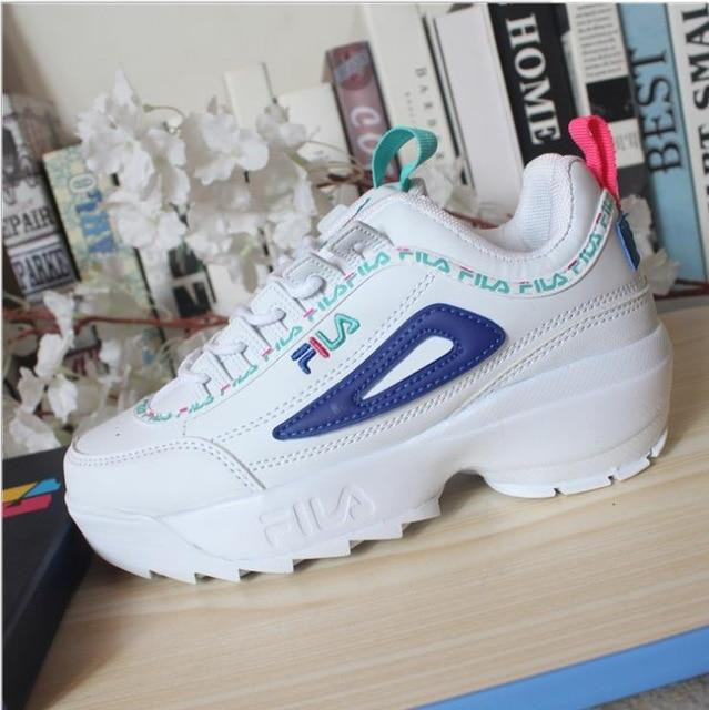 New Arrival Women Fashion Lightweigh Breathable Sneakers