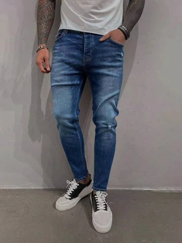 Men Washed Zipper Fly Tapered Jeans
