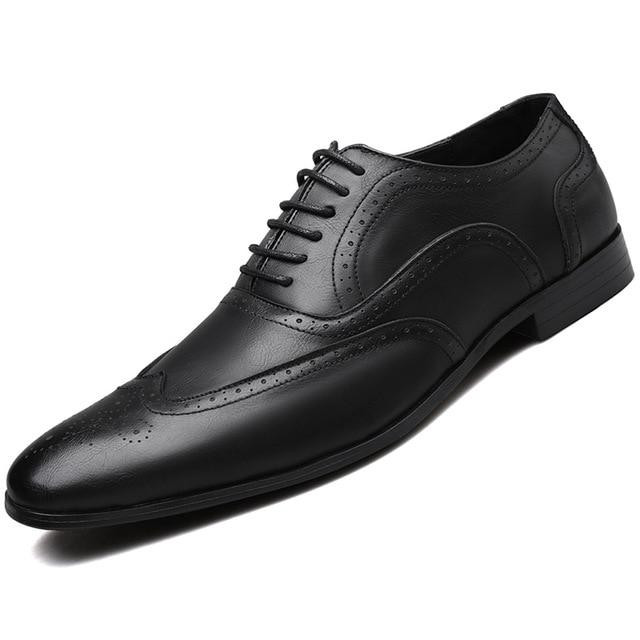Men Retro Bullock Design Pointed Toe Leather Oxford Dress Shoes
