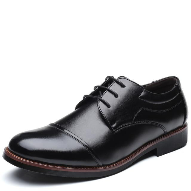 Men dress shoes elegant design soft patent leather pointed toe oxford shoes