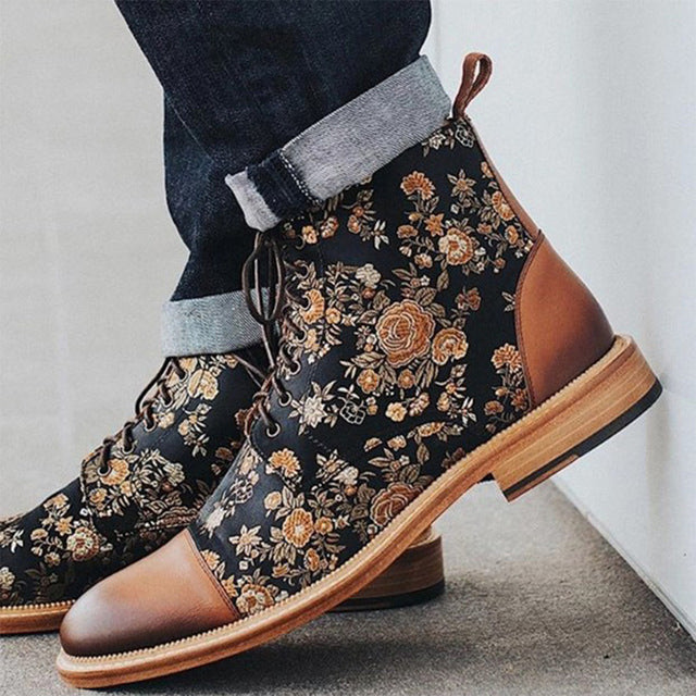 Elegant Design Men Luxury Vintage Flower Stitched Boots